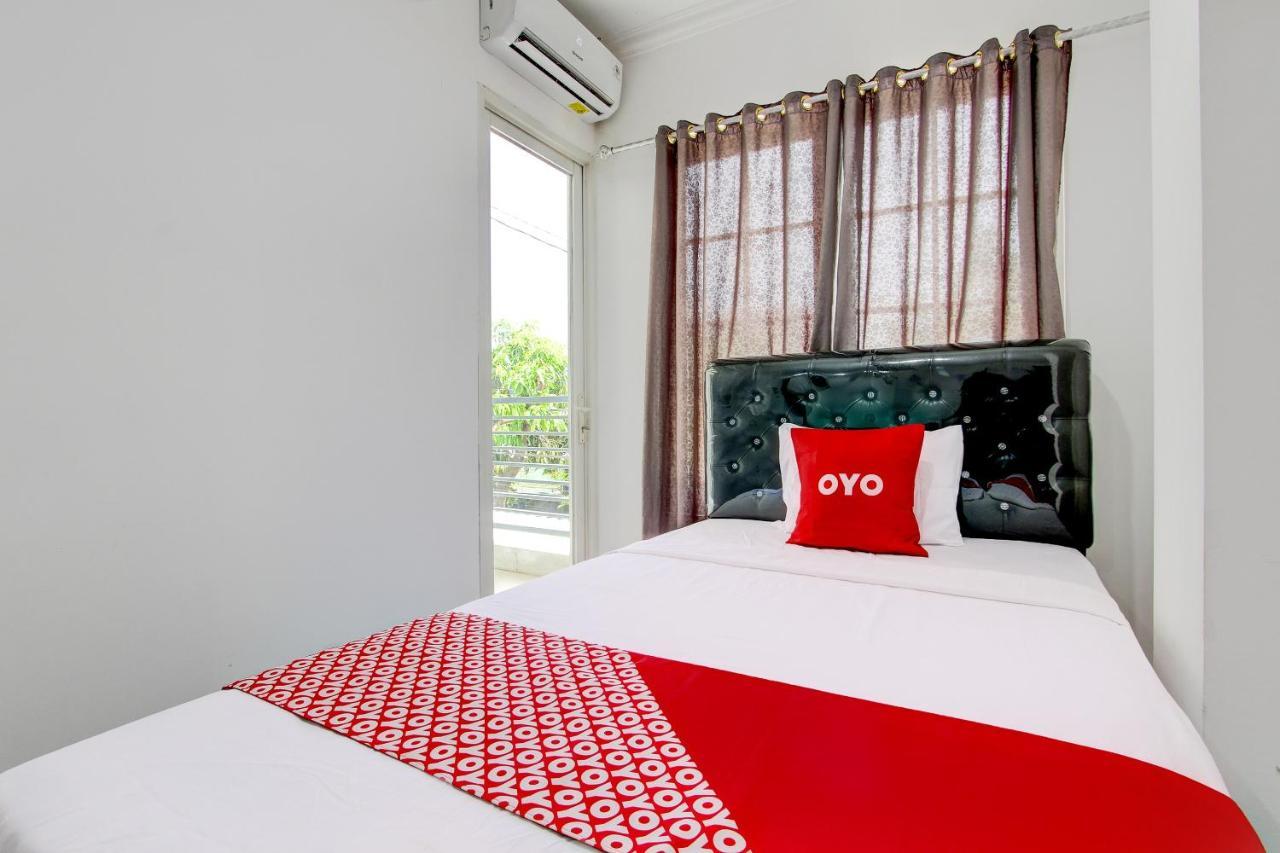 Oyo 92479 Pasadena House Ξενοδοχείο Krapyak Εξωτερικό φωτογραφία
