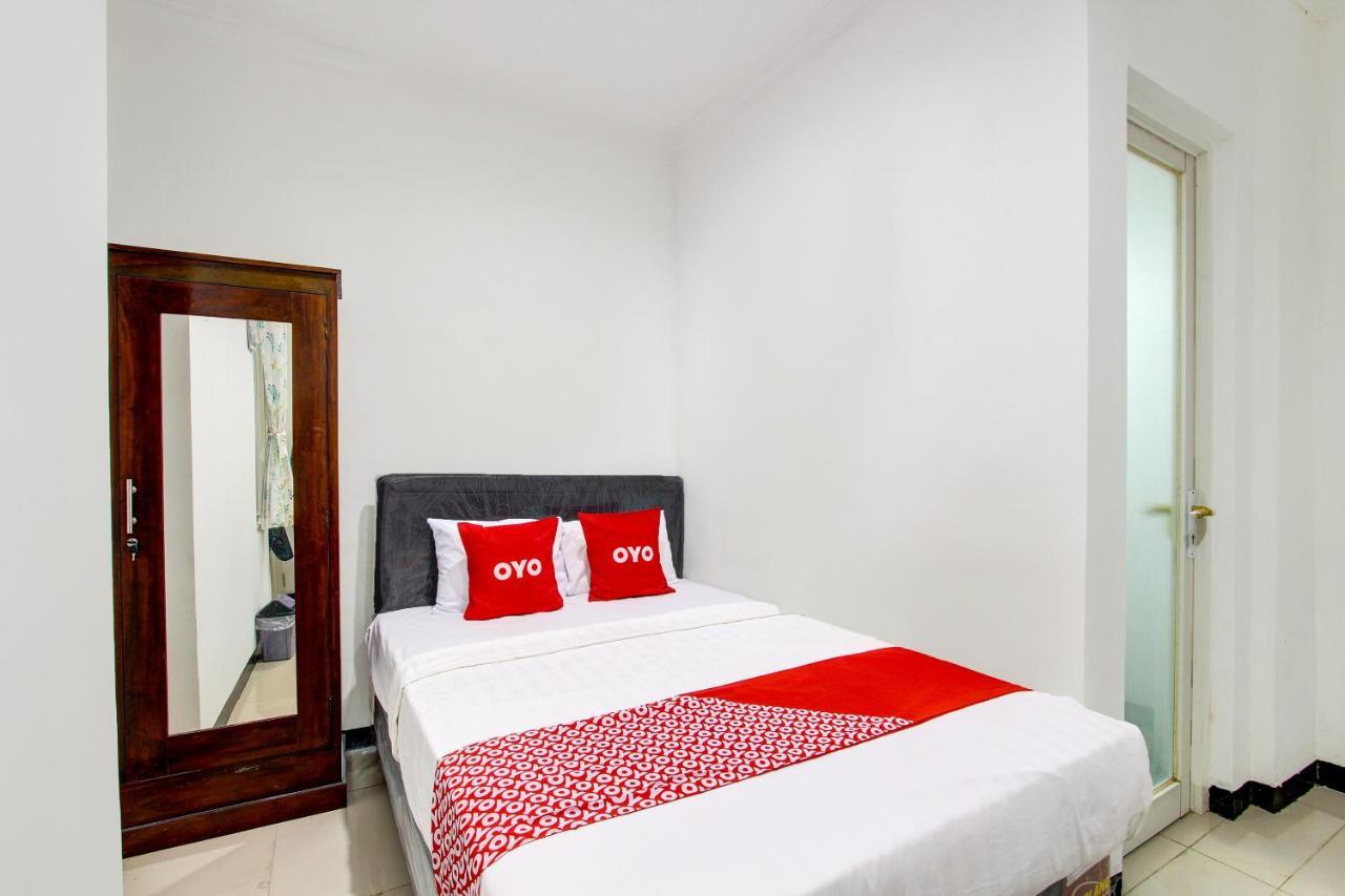 Oyo 92479 Pasadena House Ξενοδοχείο Krapyak Εξωτερικό φωτογραφία